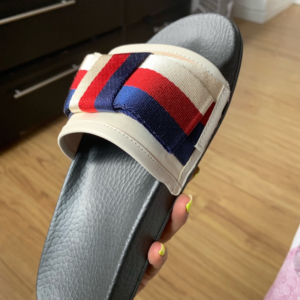 Gucci slides